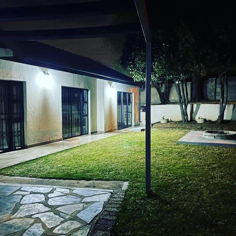 South Serene Guest House Midrand Exterior foto